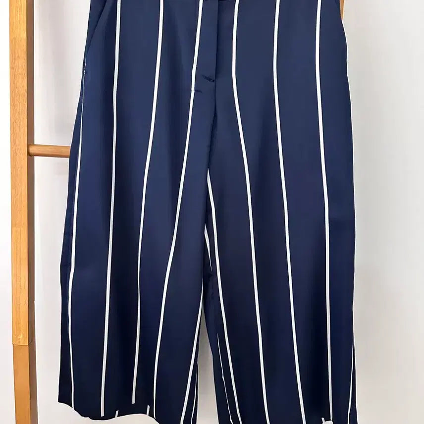 [BUNJANG] Theory Luxe Stripe Wide 7/8 Length Pants / 38]띠어리 럭스 스트라이프 와이드 7부 팬츠
