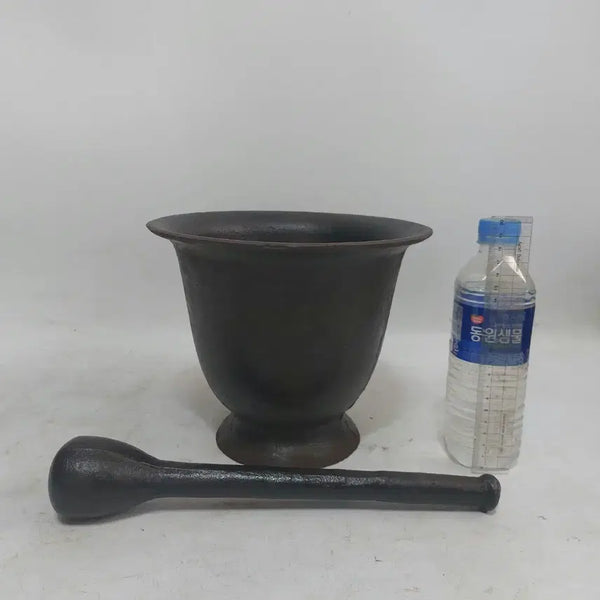 [BUNJANG] Manmuldang Cast Iron Mortar and Pestle Set / 무쇠 절구 와 공이 세트 -  민속품. 만물당