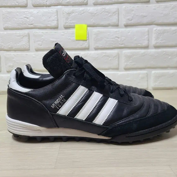 [BUNJANG] Adidas Mundial Team Futsal Shoes 285mm / 아디다스 문디알팀 풋살화 285mm