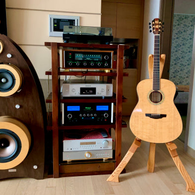 [BUNJANG] Heritage Guitar Rest - Handmade Wooden Guitar Stand (Walnut/Red Oak) / [35만] 지게 형상 미학을 담은  원목 수제 기타 스탠드 한국 단 2대