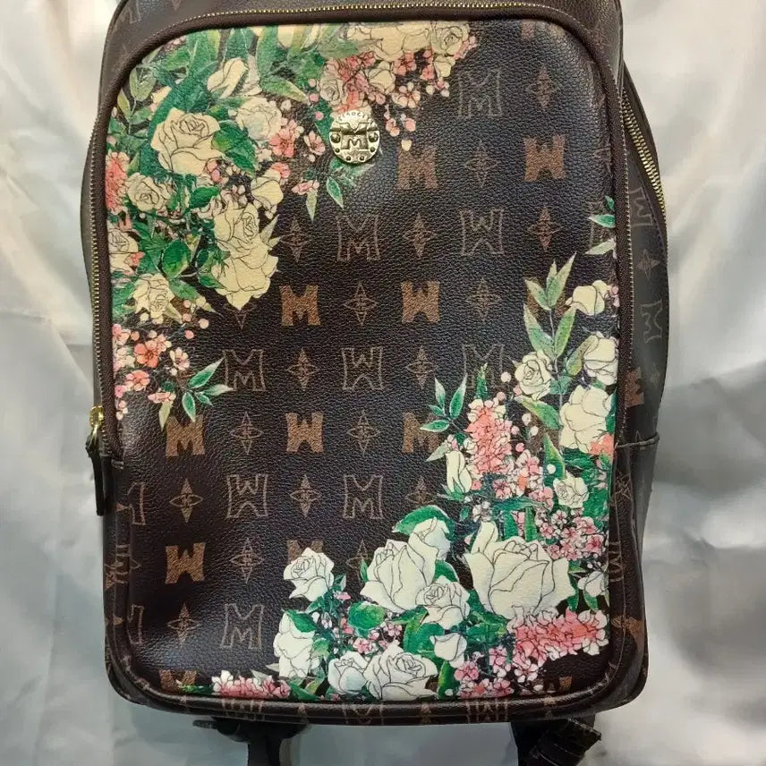 [BUNJANG] MCM Floral Pattern Backpack / 메트로시티 백팩