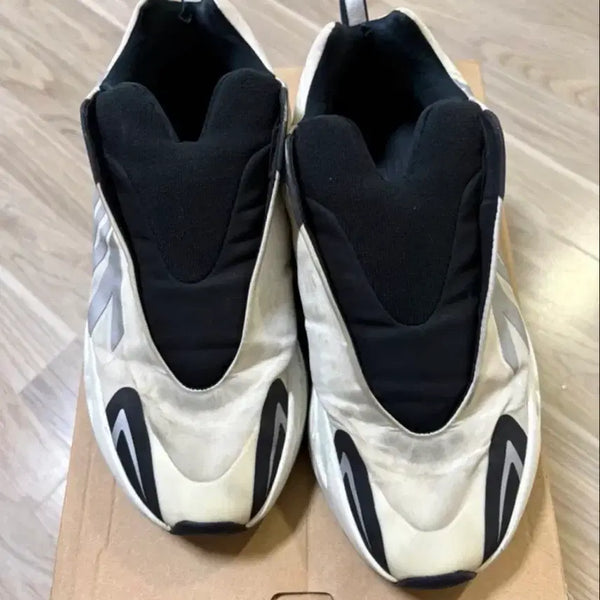 [BUNJANG] Adidas Yeezy Boost 700 MNVN Analog / 아디다스 이지부스트 700 MNVN 아날로그 265