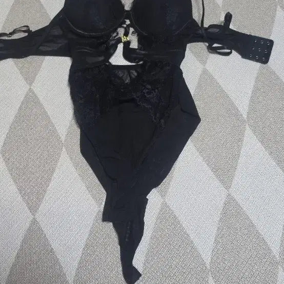 [BUNJANG] Black Lace Bodysuit Bra Set / 블랙 레이스 바디수트 브라 세트