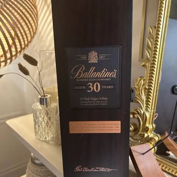 [BUNJANG] Ballantine's 30 Year Old Wood Case / 발렌타인 30년 우드케이스
