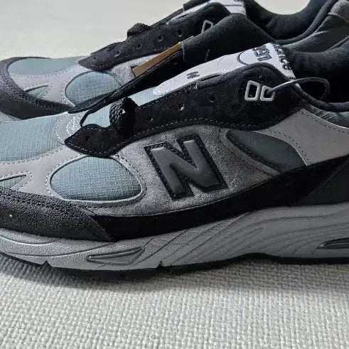 [BUNJANG] New Balance M991WTR Sneakers (Size 285) / 뉴발란스 M991WTR 285사이즈