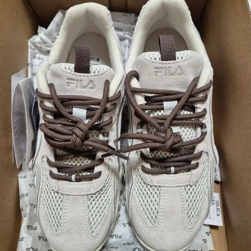 [BUNJANG] Fila Echape Cream Sneakers (245) / 휠라 에샤페 크림 245 새상품