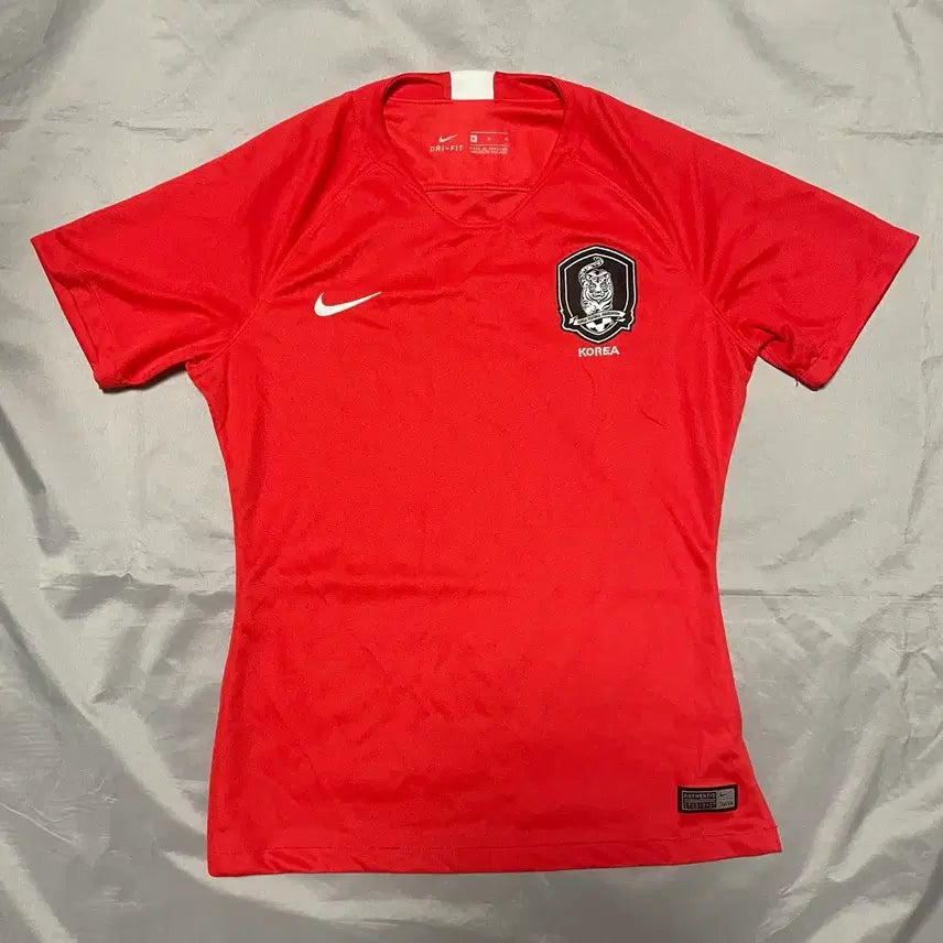 [BUNJANG] Nike South Korea National Team Jersey Women's Medium / 18-20 나이키 대한민국 국가대표 유니폼 우먼스 M