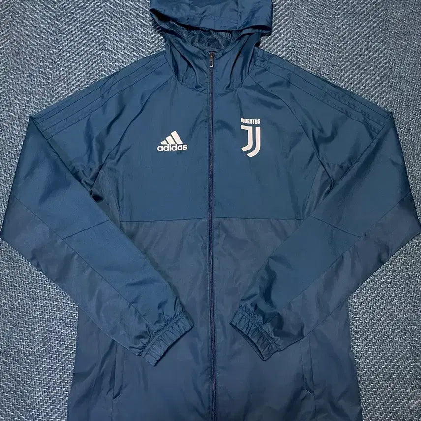 [BUNJANG] Adidas Juventus 17-18 Windbreaker / 아디다스 유벤투스 17-18 바람막이