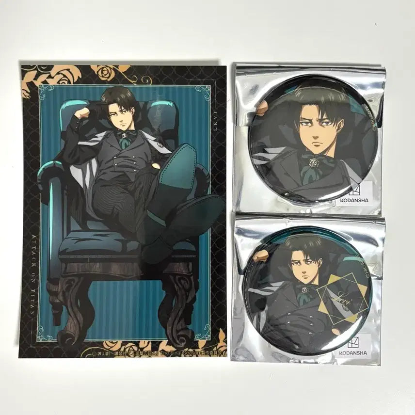 [BUNJANG] Attack on Titan Levi Dignified Bromide and Can Badges Set / [특전] 진격의 거인 리바이 Dignified 캔뱃지 브로마이드 정장의자