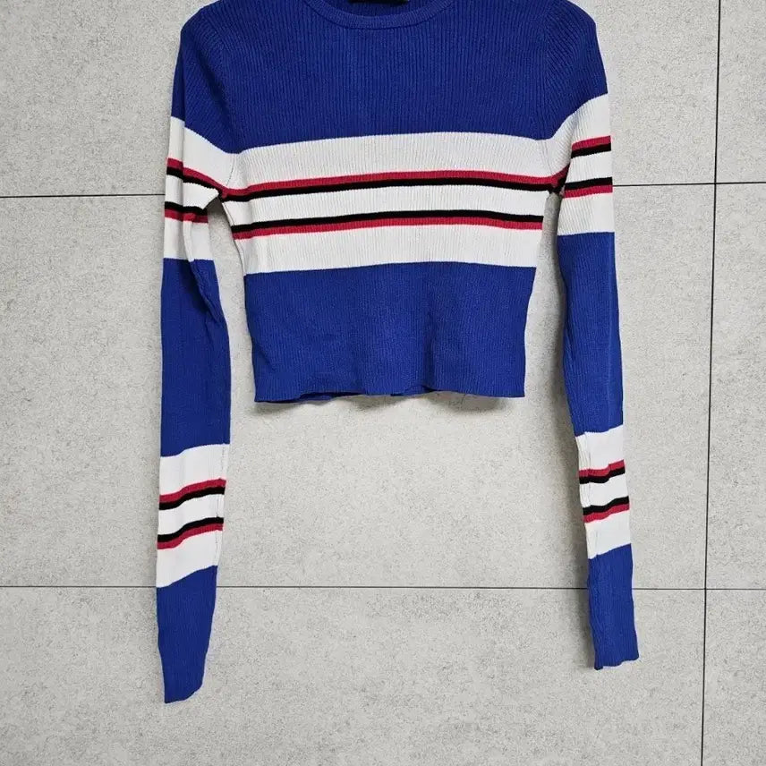 [BUNJANG] ZARA Blue Stripe Cropped Knit / 자라 쿨 니트블루 스트라이프 크롭 니트
