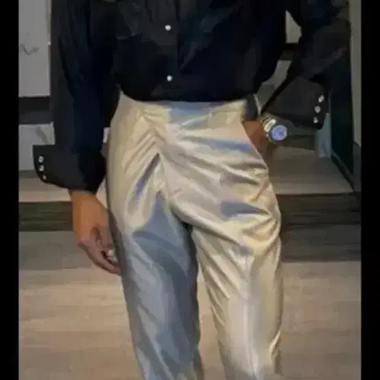 [BUNJANG] Volante Wing Cuffs Satin Shirt / 볼란테 셔츠(Volante Wing Cuffs Satin shirts)