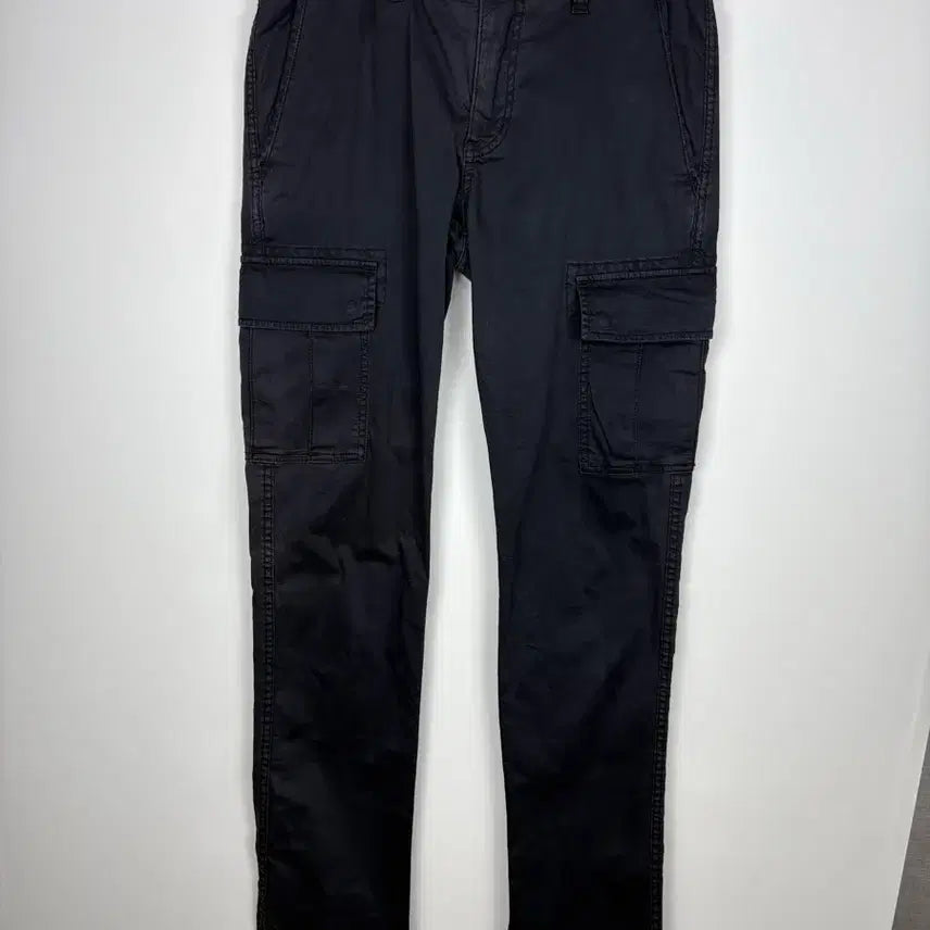 [BUNJANG] Uniqlo Men's Black Cargo Pants / 유니클로 남성 블랙 카고 바지