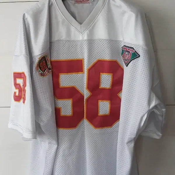 [BUNJANG] Mitchell & Ness 58 Rugby Season Jersey D. Thomas White / 미첼앤네스 58 화이트 럭비시즌져지 115-120 이상급 D.THOMAS