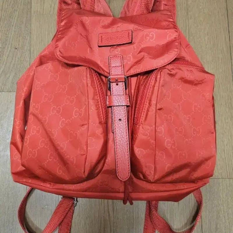 [BUNJANG] Gucci GG Two-Pocket Nylon Backpack / (정품) 구찌 GG 투포켓 나일론 백팩 (명품 남자 여자 가방 크로스백)