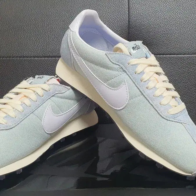 [BUNJANG] Nike Light Blue Denim Sneakers 265 (New) / 나이키  265라이트블루 데님 스니커즈 새제품