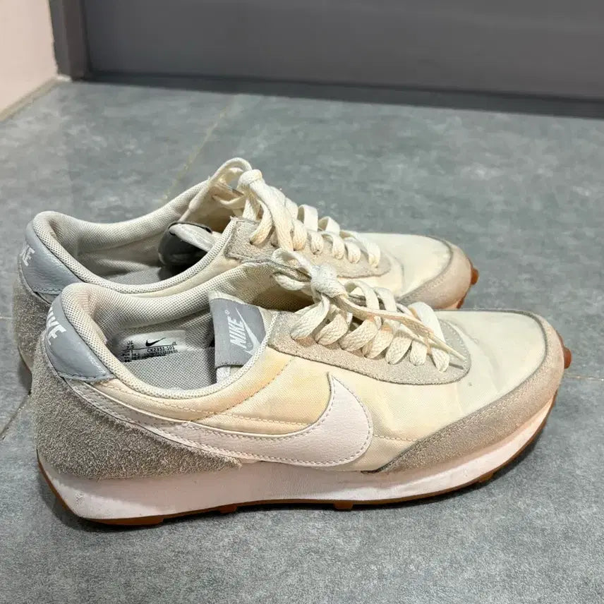 [BUNJANG] Nike Daybreak Summit White Women's Sneakers (245) / 나이키 데이브레이크 써밋화이트 245사이즈