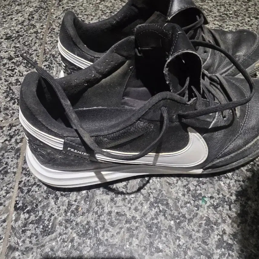 [BUNJANG] Nike Premier Futsal Shoes 250 / 나이키 프미미어 풋살화250