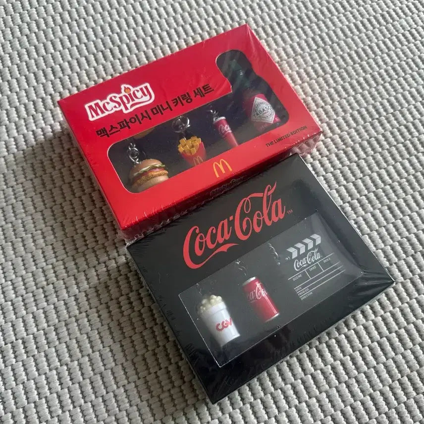 [BUNJANG] McDonald's & CGV Keychain Bundle Set / 맥도날드 키링, CGV 키링 일괄