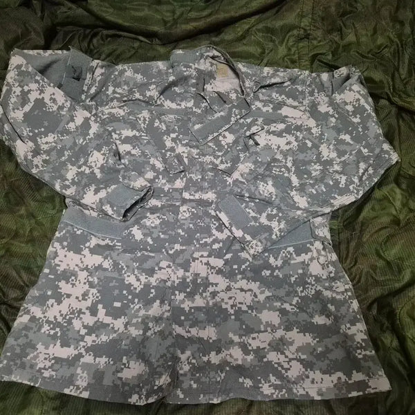 [BUNJANG] ACU Flight Suit Top M-L (105-110) / ACU 비행복 상의 M-L 105~110