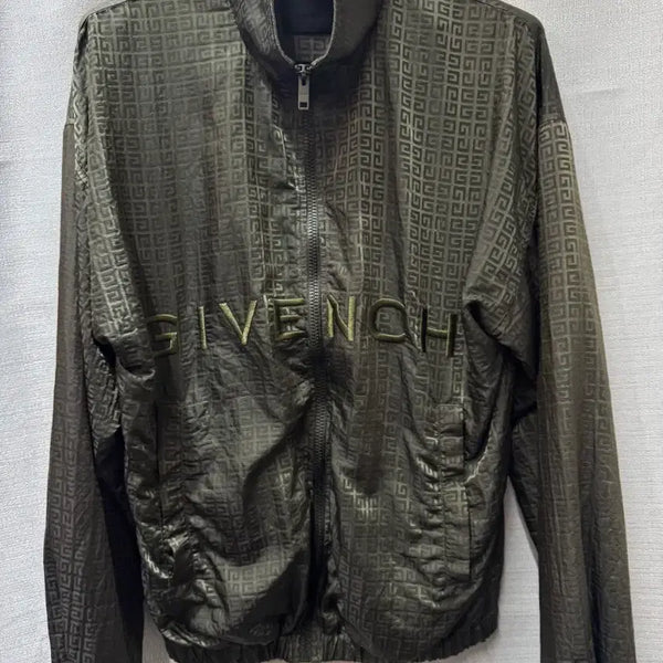 [BUNJANG] Givenchy Signature 4G Jacquard Pattern Logo Windbreaker L / 새상품급) 지방시 시그니처 4G 자카드 패턴 로고 윈드브레이커 L