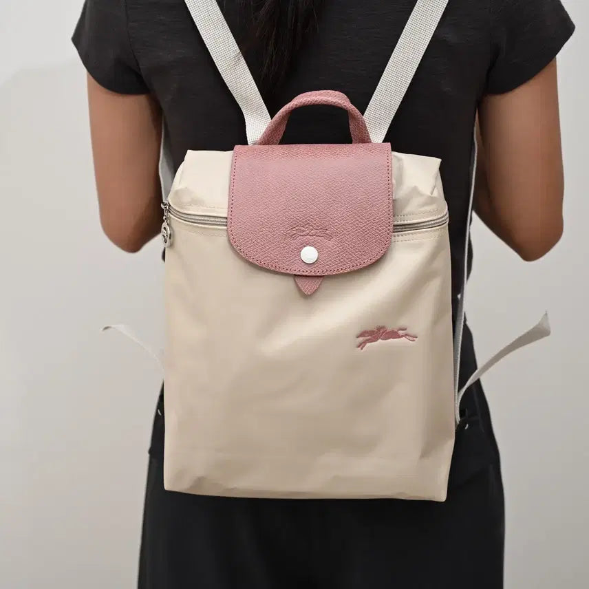 [BUNJANG] Longchamp Nylon Calfskin Backpack Small White / 롱샴 백팩 화이트   나일론 소가죽 스몰 사이즈 여성