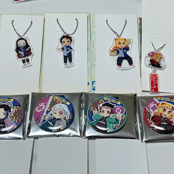 [BUNJANG] Demon Slayer Kimetsu no Yaiba Ion Collaboration Acrylic Keyholder & Can Badge Bundle / 귀멸의 칼날 이온 콜라보 키홀더 캔뱃지 일괄 판매