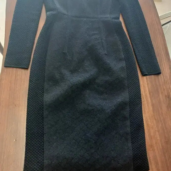 [BUNJANG] MICHAA Black Long Sleeve Winter Dress / 미샤 블랙 롱 슬리브 겨운ㅅ 원피스