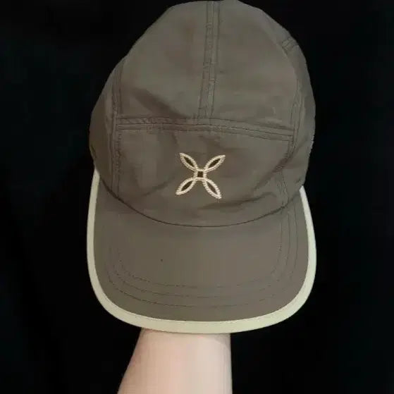 [BUNJANG] Montura Geo Style Logo Embroidered Baseball Cap / 몬츄라 모자 카키색 베이지색