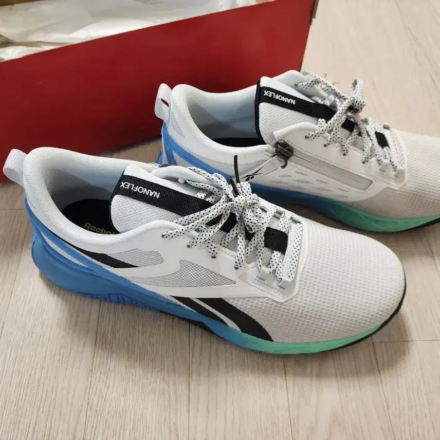 [BUNJANG] Reebok NanoFlex Parfait TR Training Shoes (GX4070) / 새상품 리복 나노플렉스 파라핏 TR 트레이닝화(GX4070)