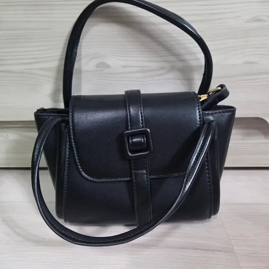 [BUNJANG] Black Belt Buckle Mini Tote Bag / 블랙 벨트 버클 미니 토트백