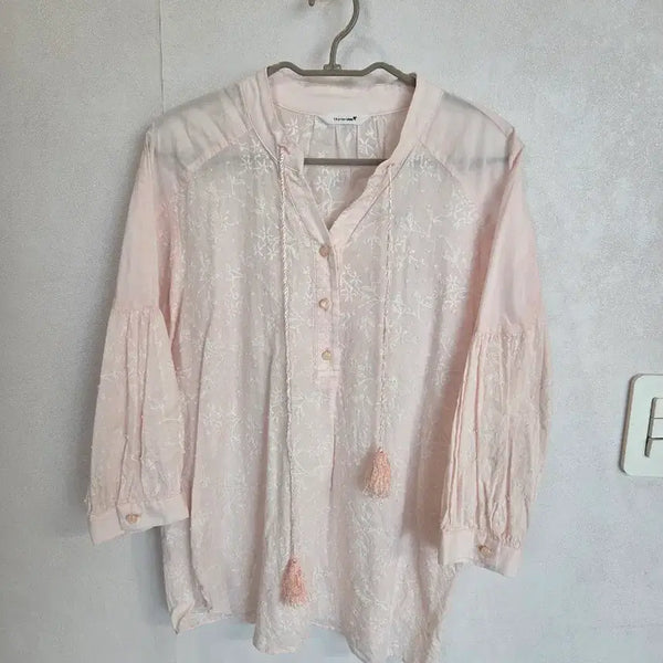 [BUNJANG] Tiren Tassel Blouse / 티렌 태슬 블라우스