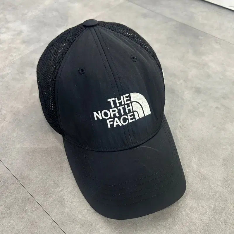 [BUNJANG] The North Face Korea National Team Trucker Cap Hat - Black / OS 노스페이스 국대 KOREA 트러커 캡 모자 블랙