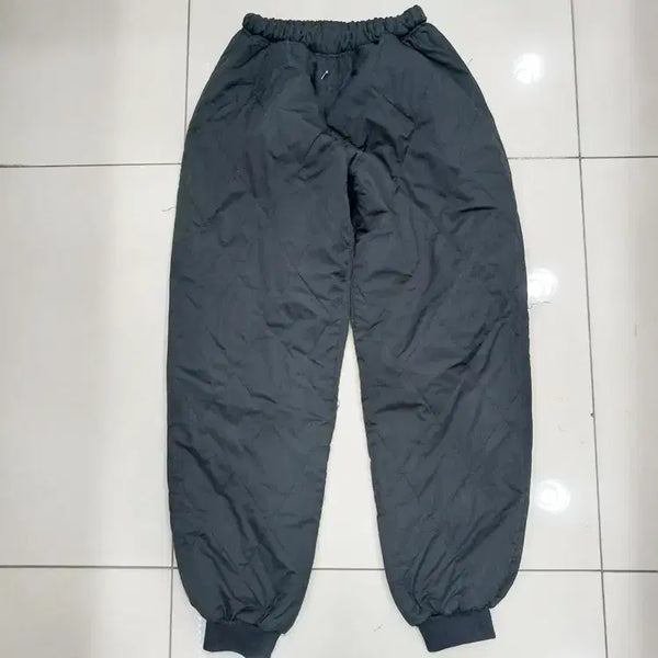 [BUNJANG] Black Quilted Pants with Elastic Waistband / 검정색 허리밴딩 누빔바지 깔깔이 중고 겨울 작업복