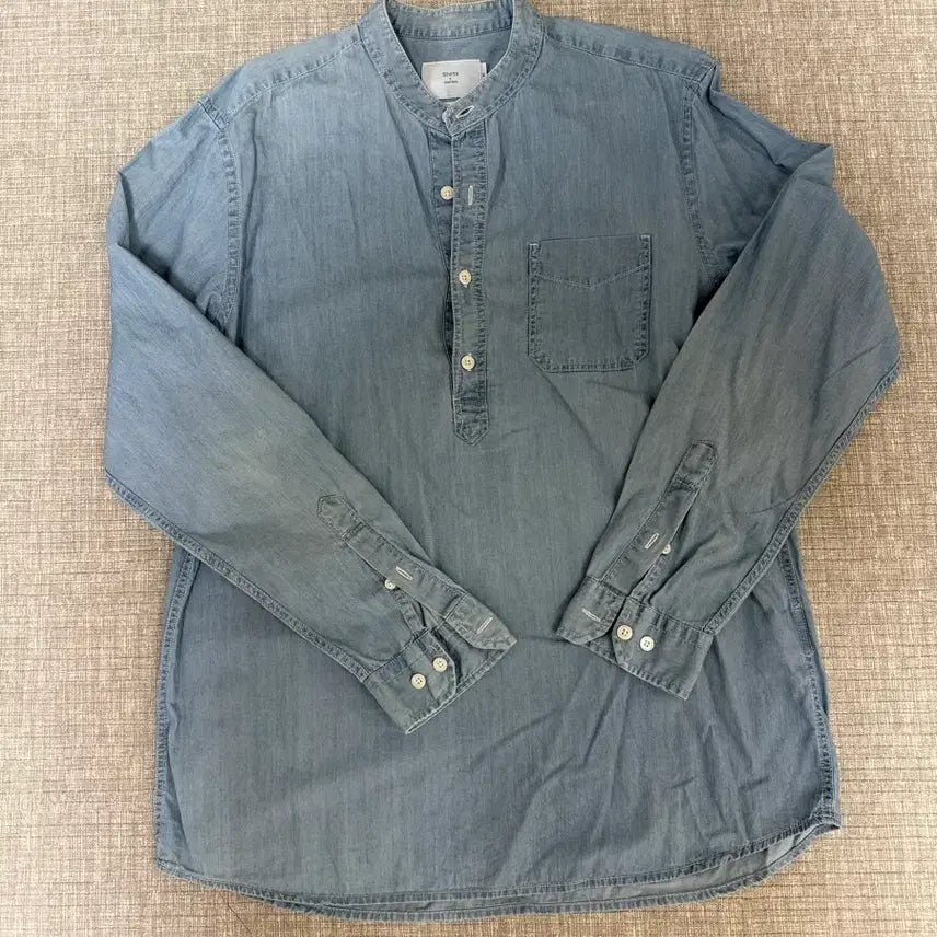 [BUNJANG] Serie Denim Henry Neck Half Shirt Size 100 / 시리즈 헨리넥 데님 하프 셔츠 100사이즈 팝니다