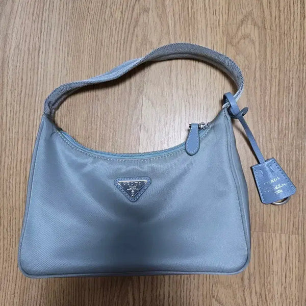 [BUNJANG] Prada Re-Edition 2000 Nylon Mini Bag Blue / 가격내림)프라다 리에디션2000 나일론 미니백 블루