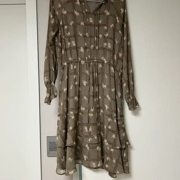 [BUNJANG] Thursday Island Floral Midi Dress / 써스데이아일랜드