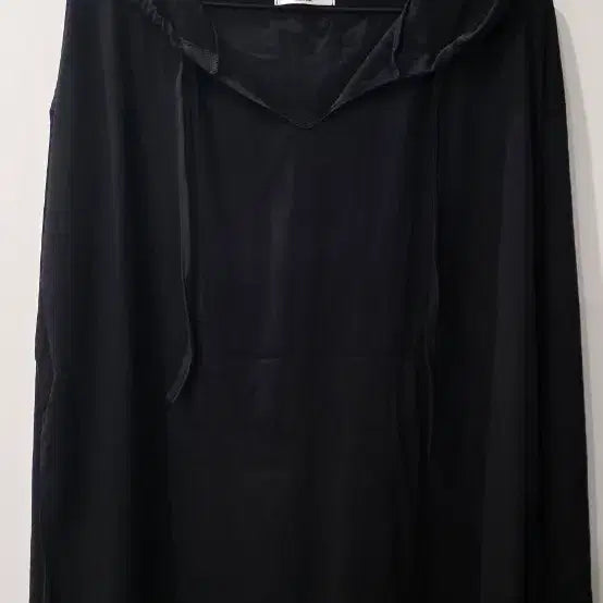 [BUNJANG] The Beut Hooded Long Sleeve T-Shirt Black / 더 븟 후드 긴팔 티셔츠 블랙