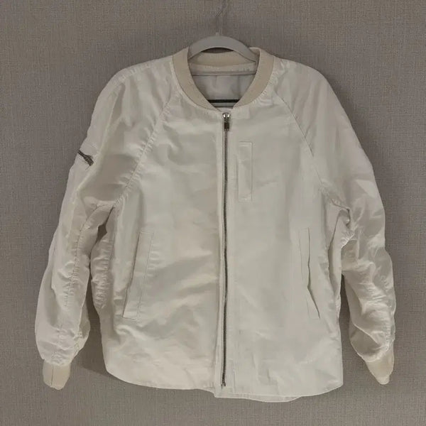 [BUNJANG] White Bomber Jacket / 화이트 봄버 자켓