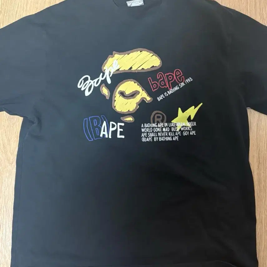 [BUNJANG] BAPE Black Short Sleeve T-Shirt (L) / 베이프 BAPE 블랙 반팔 티셔츠L