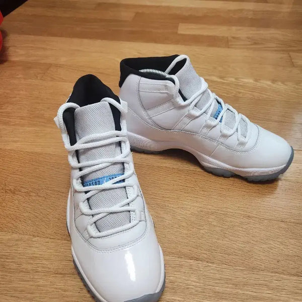[BUNJANG] Air Jordan 11 Retro Legend Blue 2024 (Size 270) / 조던 11 레트로 레전드 블루 2024 270팝니다