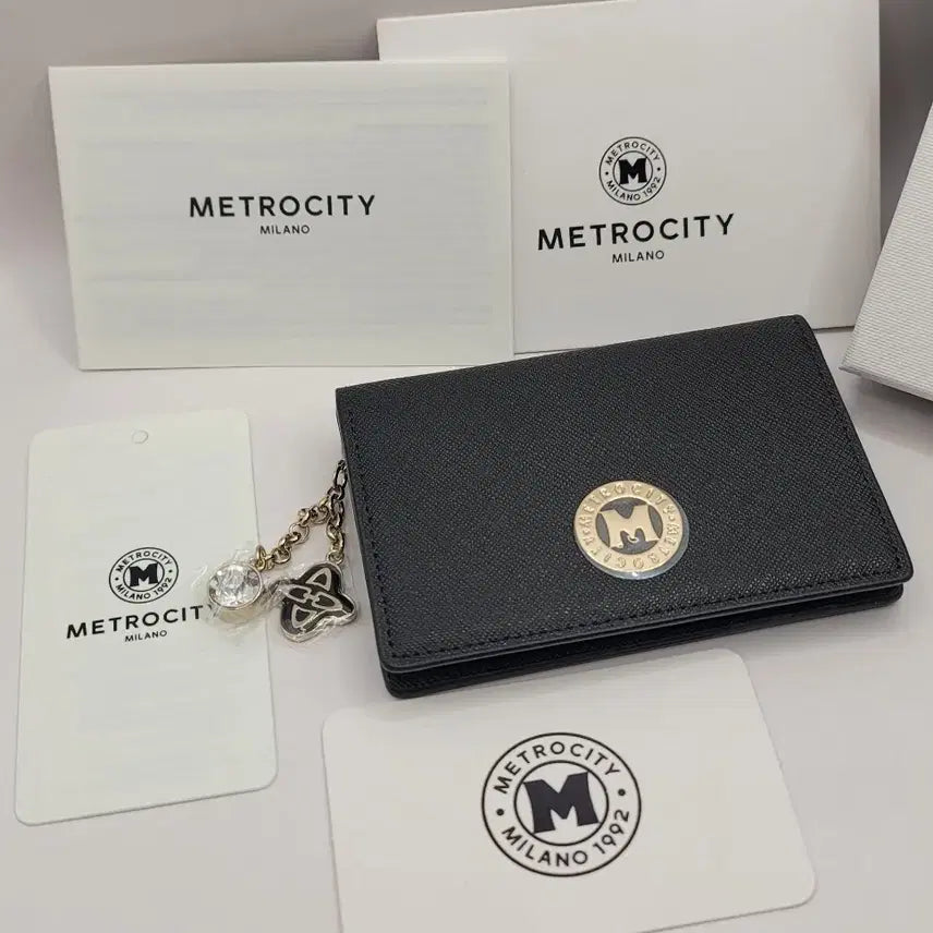 [BUNJANG] Metrociti Black Card Holder with Pendant / 메트로시티 (새상품)  블랙 카드지갑 펜던트 장식