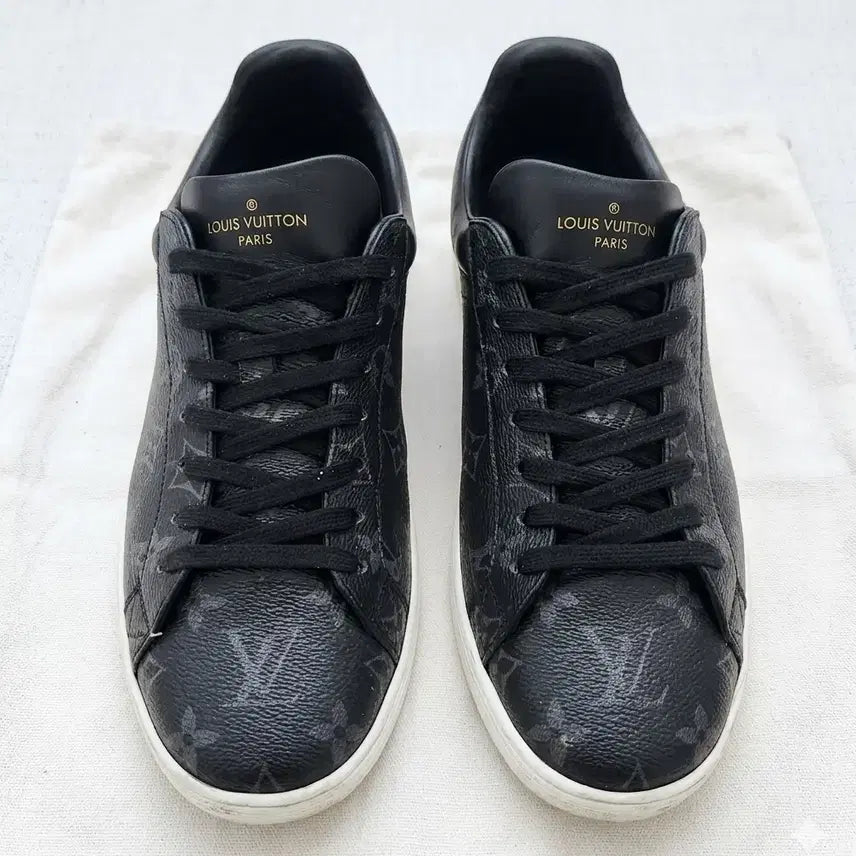 [BUNJANG] Louis Vuitton Monogram Eclipse Sneakers / [정품] 남성 루이비통 모노그램 이클립스 스니커즈 270