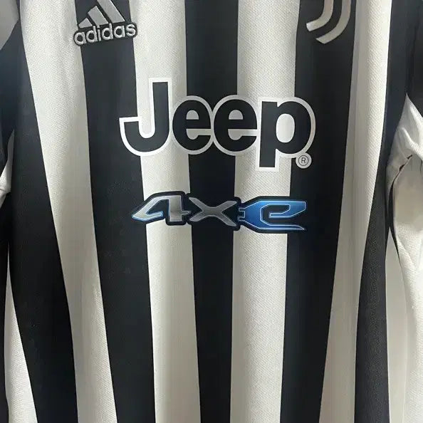 [BUNJANG] Juventus 21-22 Home Authentic Jersey Dybala No. 10 / 21-22시즌 유벤투스 홈 정품 유니폼 디발라 No.10