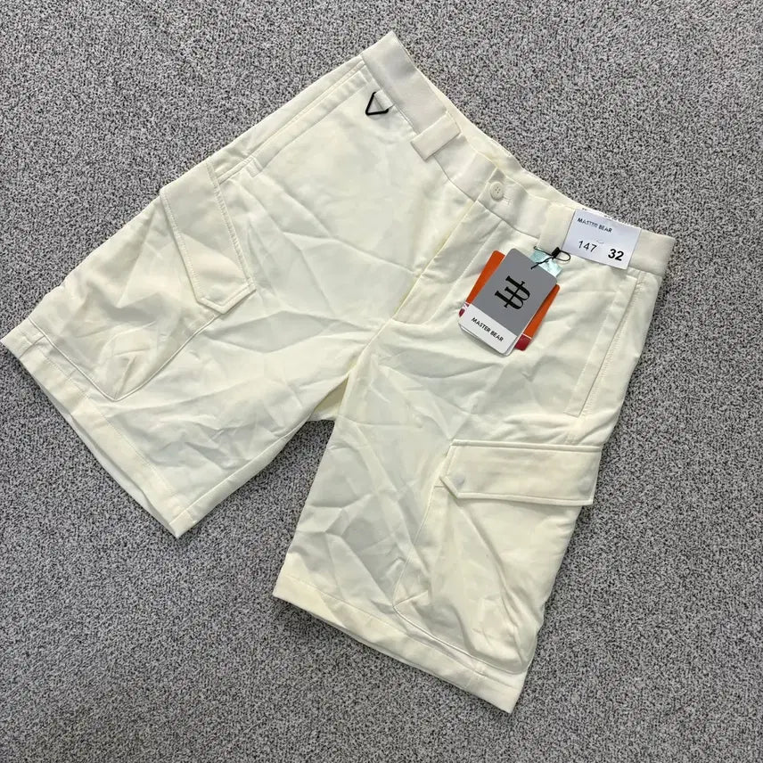 [BUNJANG] Master Bear Cargo Shorts - New Arrival / 32 새상품 마스터베어 카고 반바지 0427J