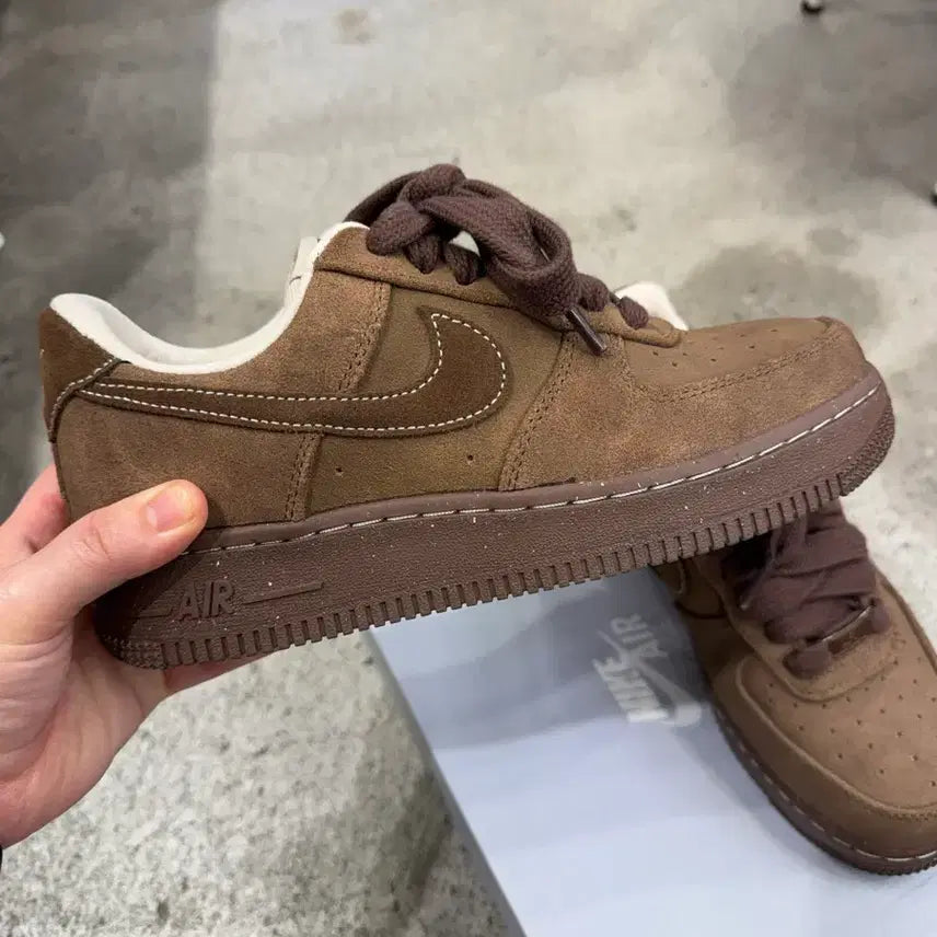 [BUNJANG] Nike Air Force 1 Brown Women's Shoes (235mm) / 나이키 에어포스1 브라운 여자235