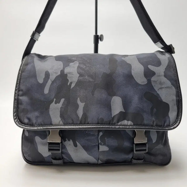 [BUNJANG] Prada Nylon Messenger Crossbody Bag (Unisex, Camo) / 프라다 PRADA 나일론 메신저백 크로스백 (최상급 남녀공용, 카모)