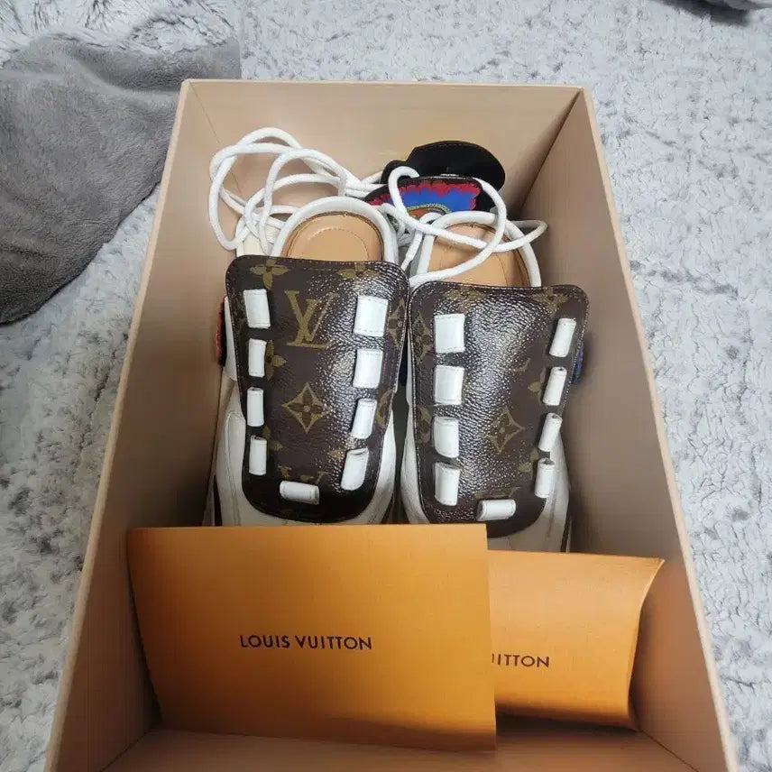 [BUNJANG] Louis Vuitton Monogram Sneakers White / 루이비통 모노그램 스니커즈 (정가 174) 영수증있음
