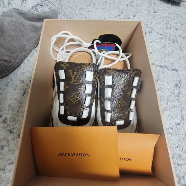 [BUNJANG] Louis Vuitton Monogram Sneakers White / 루이비통 모노그램 스니커즈 (정가 174) 영수증있음