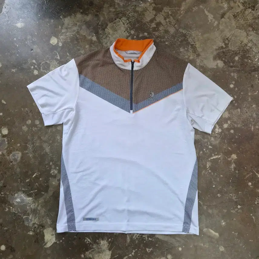 [BUNJANG] Black Yak Functional Half-Zip Short Sleeve T-Shirt (Size 105) / 105) 블랙야크 기능성 소재 하프집업 반팔 티셔츠반팔티