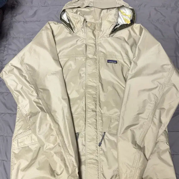 [BUNJANG] Patagonia Torrenshell Beige L / 파타고니아 토렌쉘 베이지 L